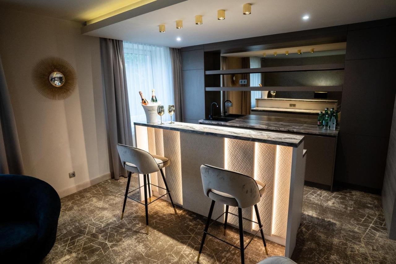 Hotel Europa Komárno Esterno foto