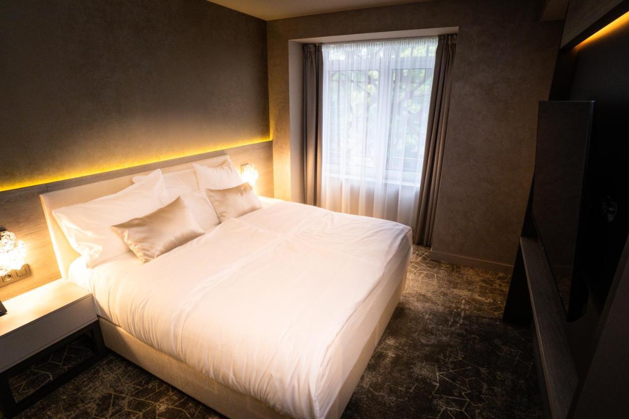 Hotel Europa Komárno Esterno foto